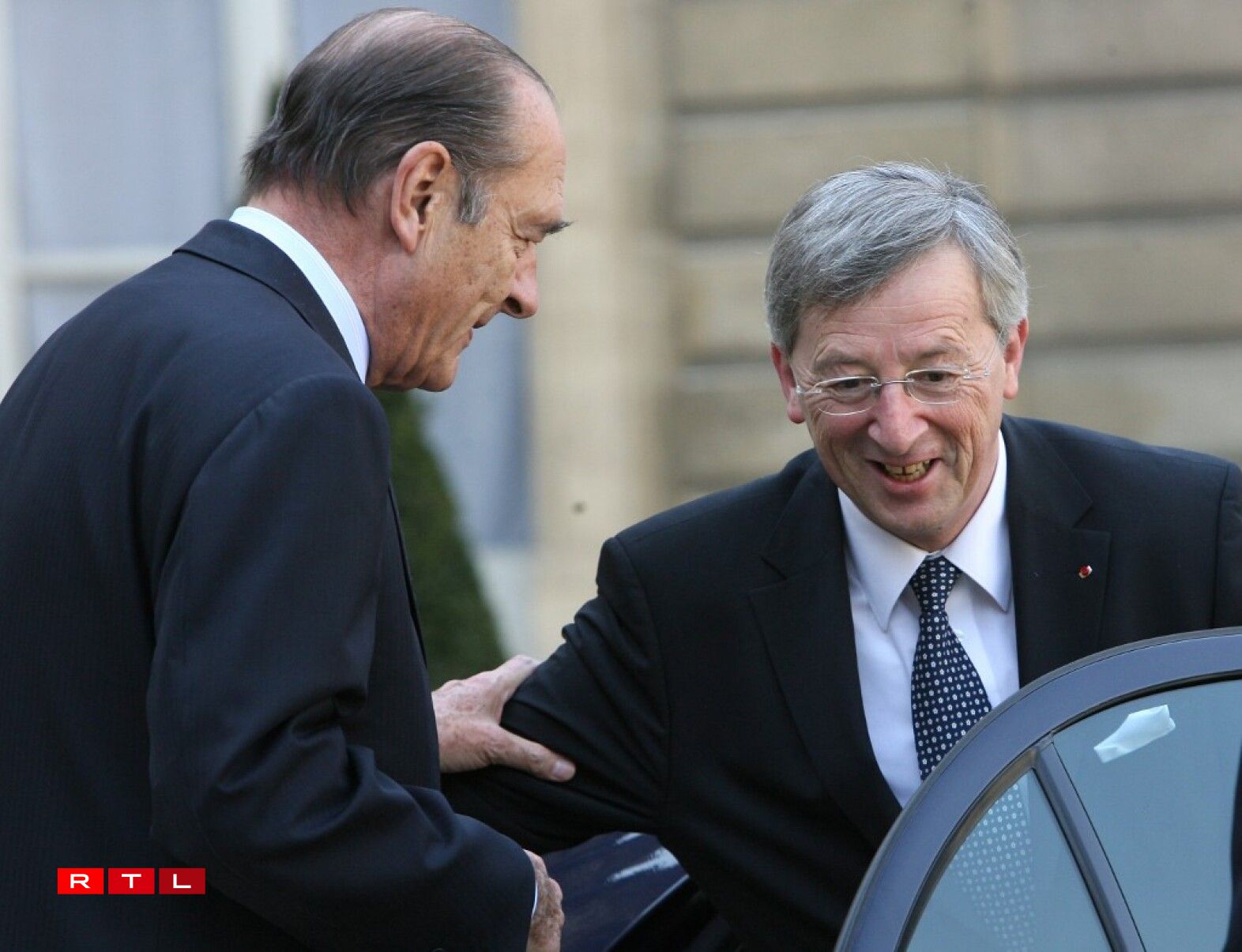 Jean-Claude Juncker en visite à l'Élysée pour rencontrer Jacques Chirac en 2007.