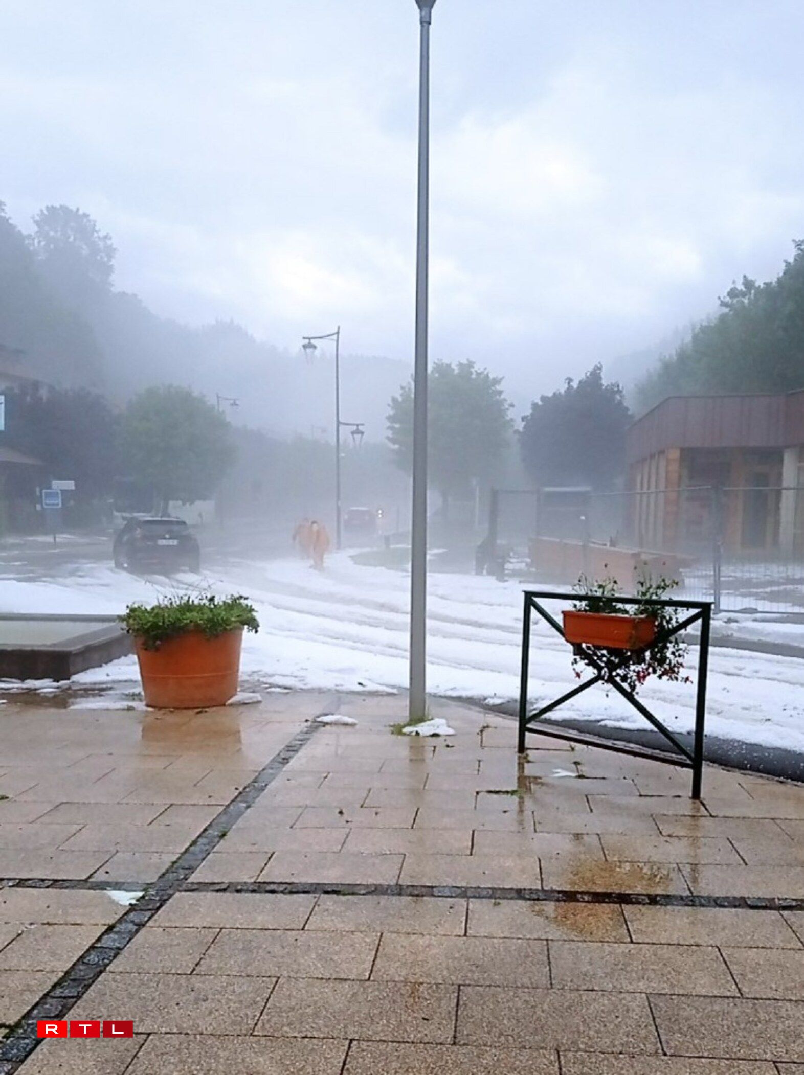 De la grêle s'est également abattue sur les communes comme Remiremont