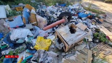 Des pollueurs venus de la proche région ne se sont pas privés de rajouter leurs détritus...