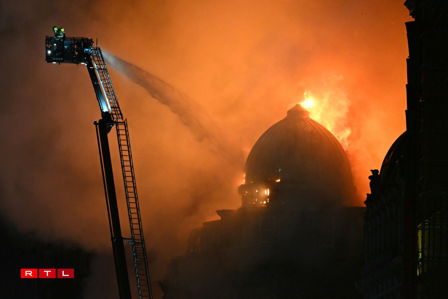 Feier an der Gare an der schottescher Stad Glasgow den 8. Mäerz 2026.