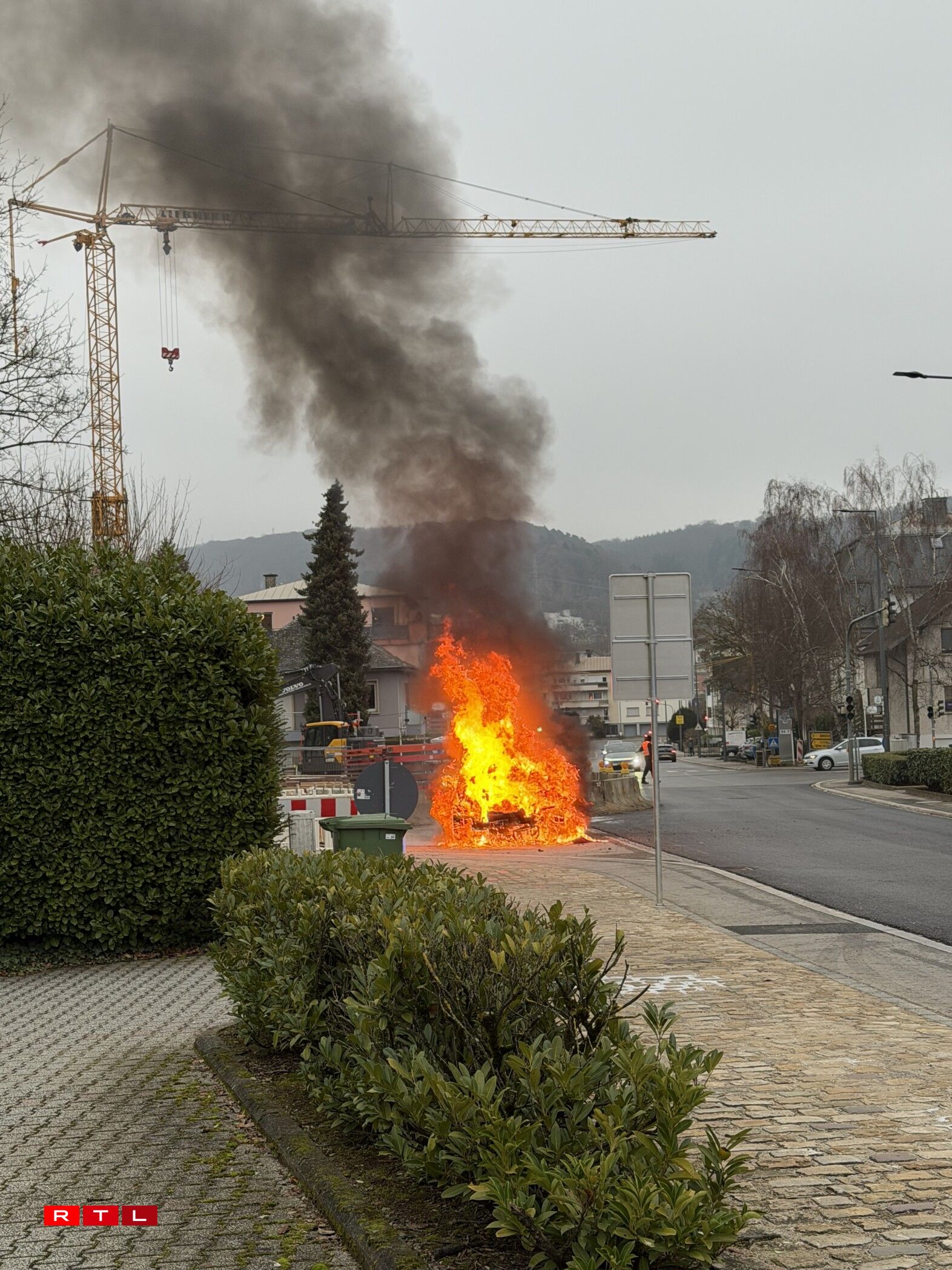 En Zeien huet Fotoe gemaach an der RTL-Redaktioun se geschéckt.