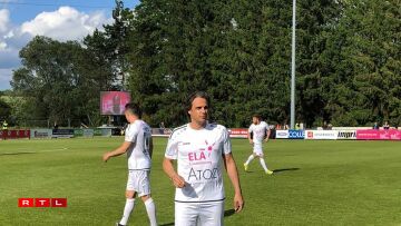 Nuno Gomes pendant l'échauffement.