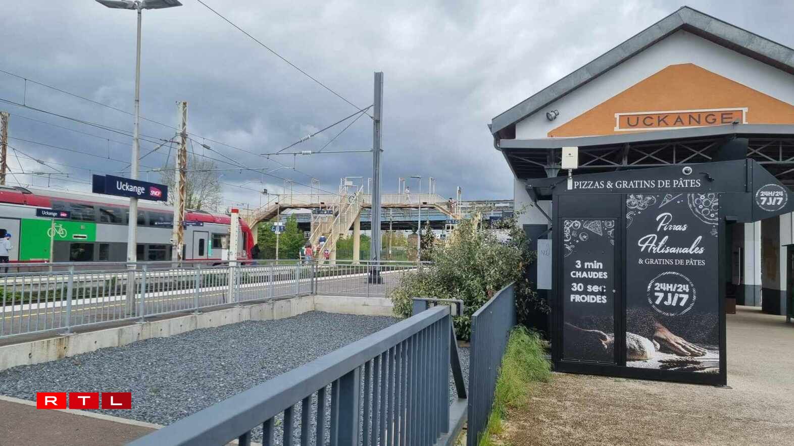 L'entrée de la gare d'Uckange.