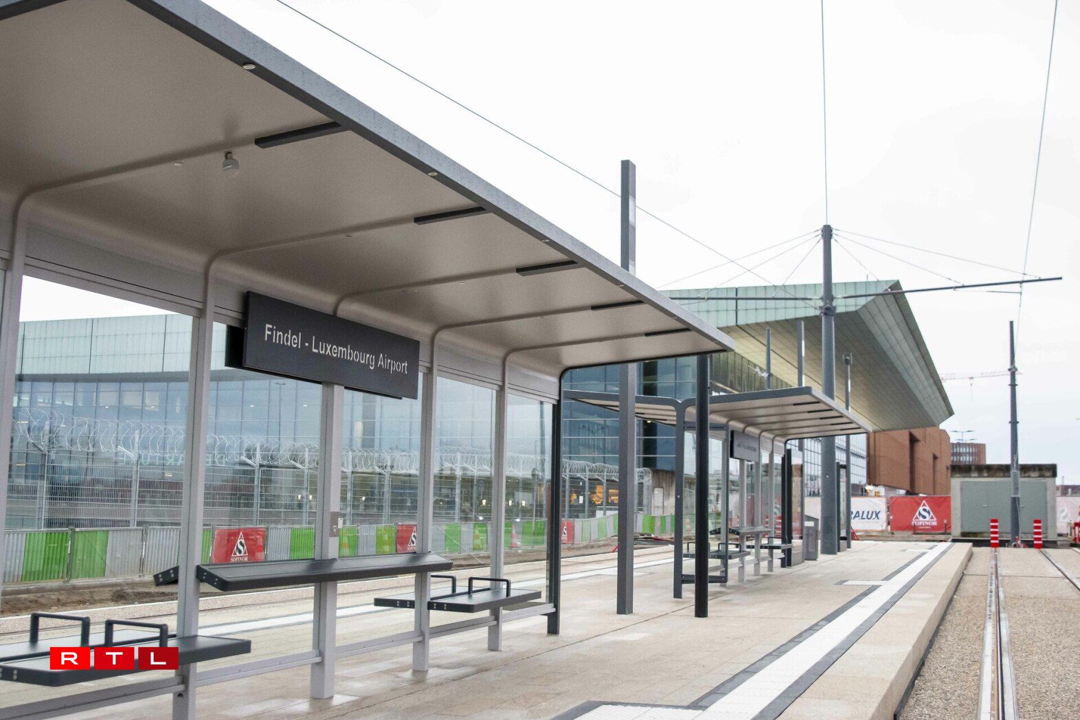 The new stop in front of Findel Airport