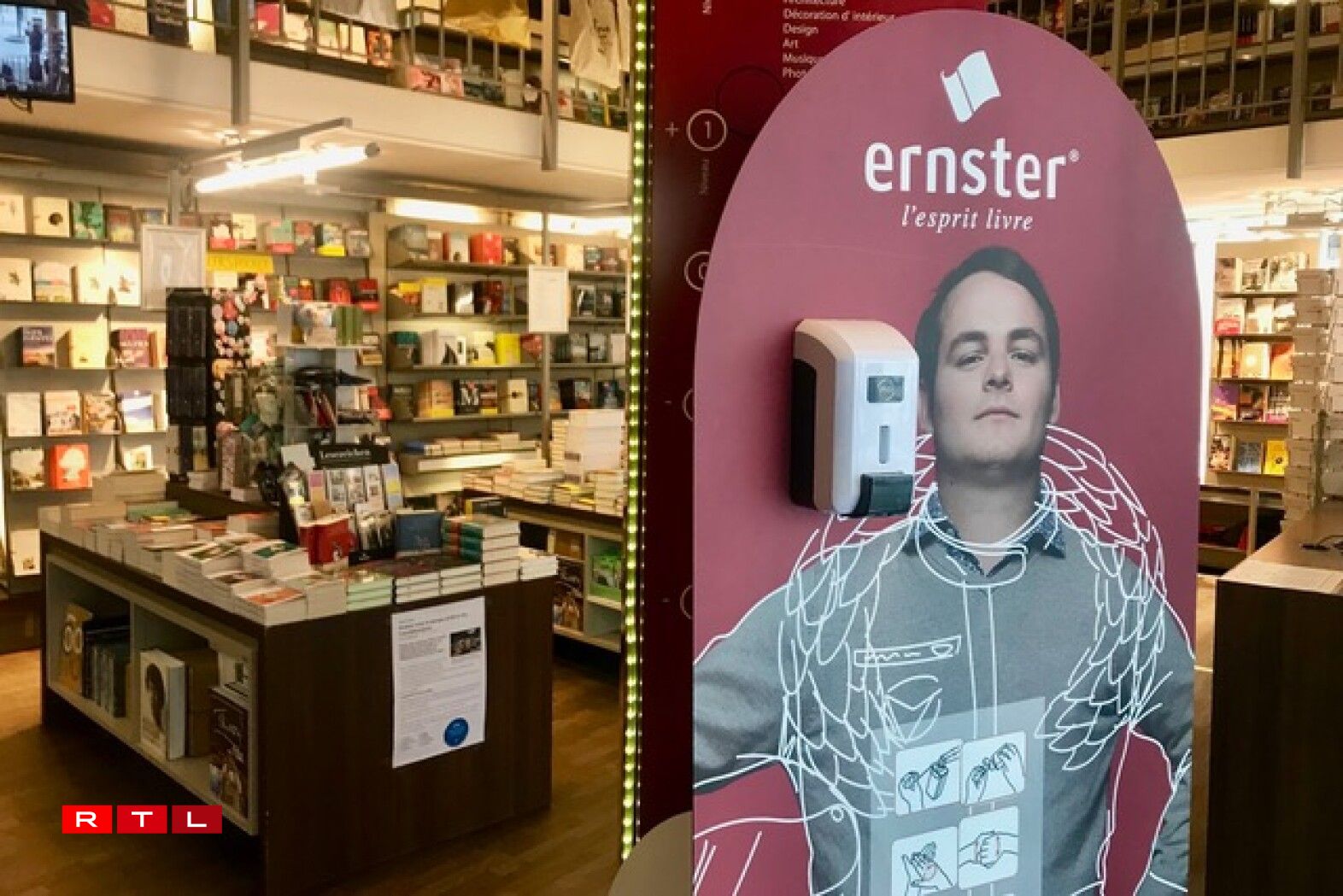 Distributeur de gel hydroalcoolique