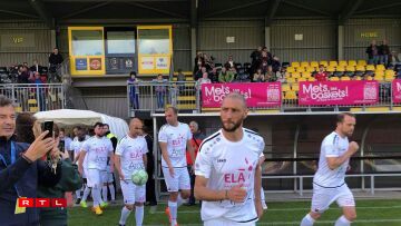 Laurent Agouazi au premier plan suivi de près par Gilles Muller.