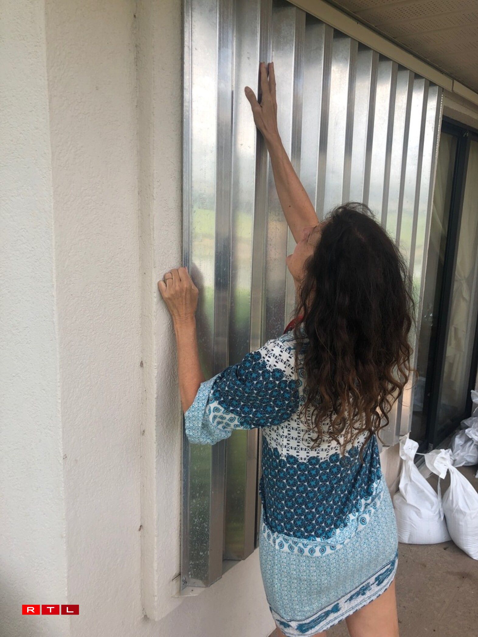 Wendy preparing for the hurricane.