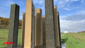 D'Monument fir Verkéiersaffer zu Jonglënster.