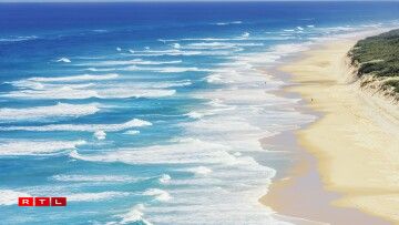 Mauritius: Op der Inselgrupp am indeschen Ozean schéngt 300 Deeg a Joer d'Sonn. D'Natur zeechent sech aus duerch Koralleriffer, Lagunen a wëll Déieren.