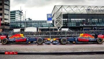 Aston Martin Red Bull: Den