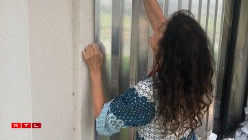 Wendy preparing for the hurricane.