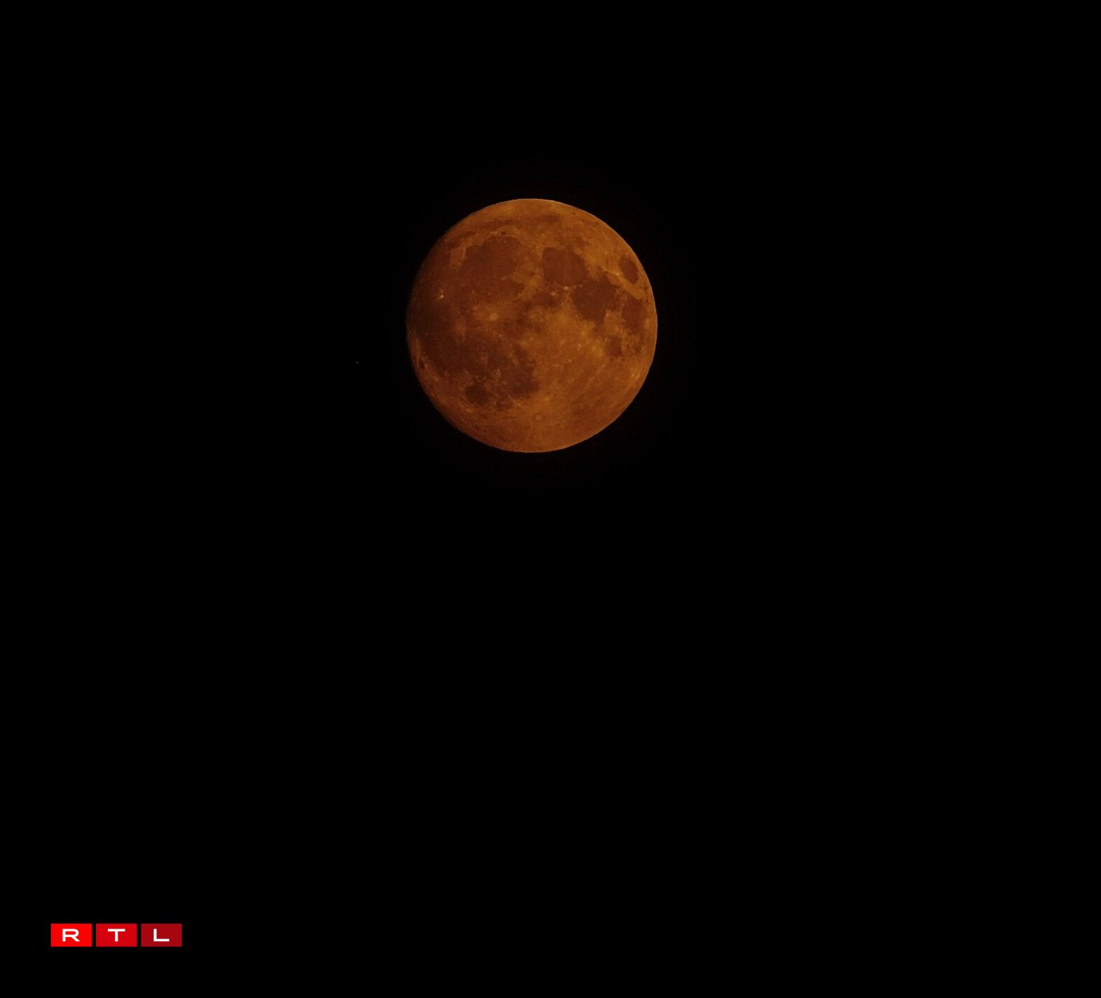 Iechternach, Fotoapparat/Anne-Ly Mertens