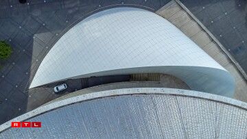 Where could this 'crack' be?