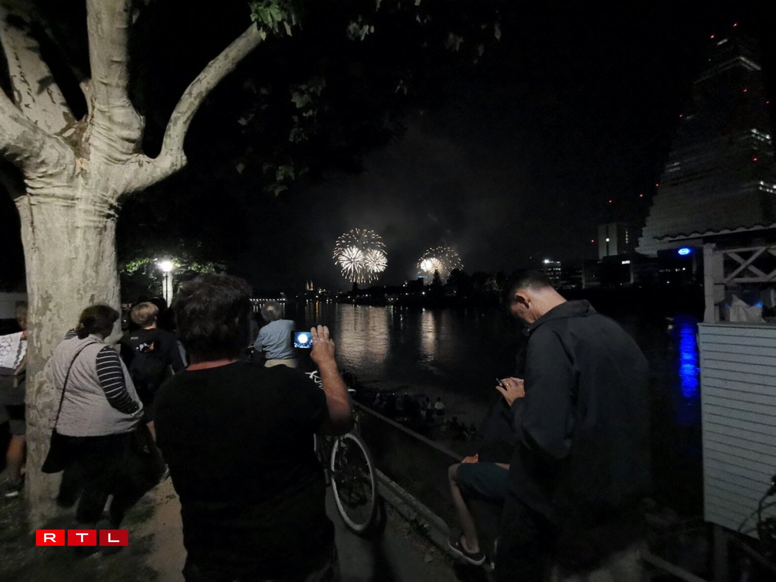 Un soir de fête, sans zoomer...