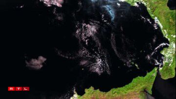 Satellitte-Foto vum Etna 2002.
