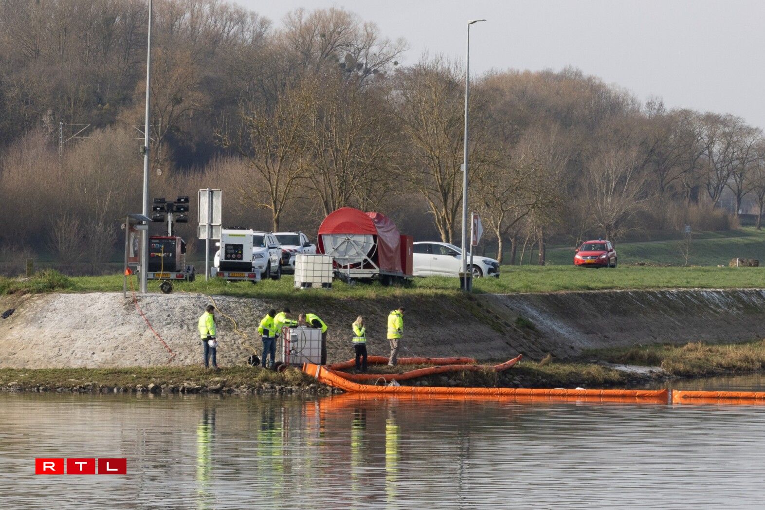 Pompjeeë bei der Ueleg-Spär am Hafen zu Mäertert den 9. Mäerz 2026.