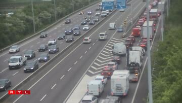 Les automobilistes sont bloqués sur l'A6 avant même de pouvoir emprunter la bretelle pour descendre sur l'A3.