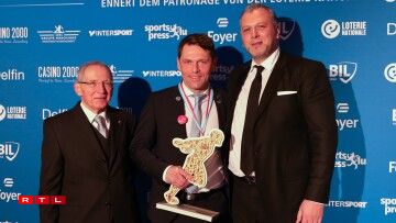 De 5. Dezember 2019 gouf de Luc Holtz mam Sportspress Award fir de beschten Trainer ausgezeechent.