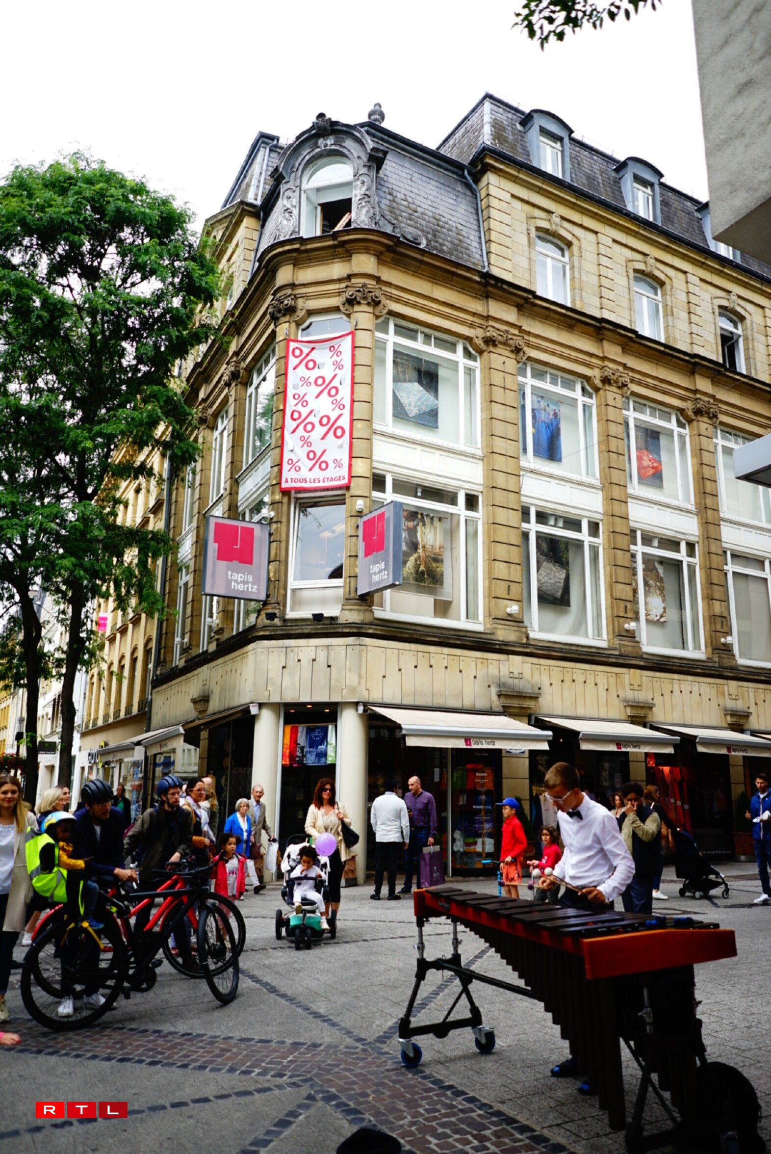 Den Ausverkaf vum Buttek an der Groussgaass.