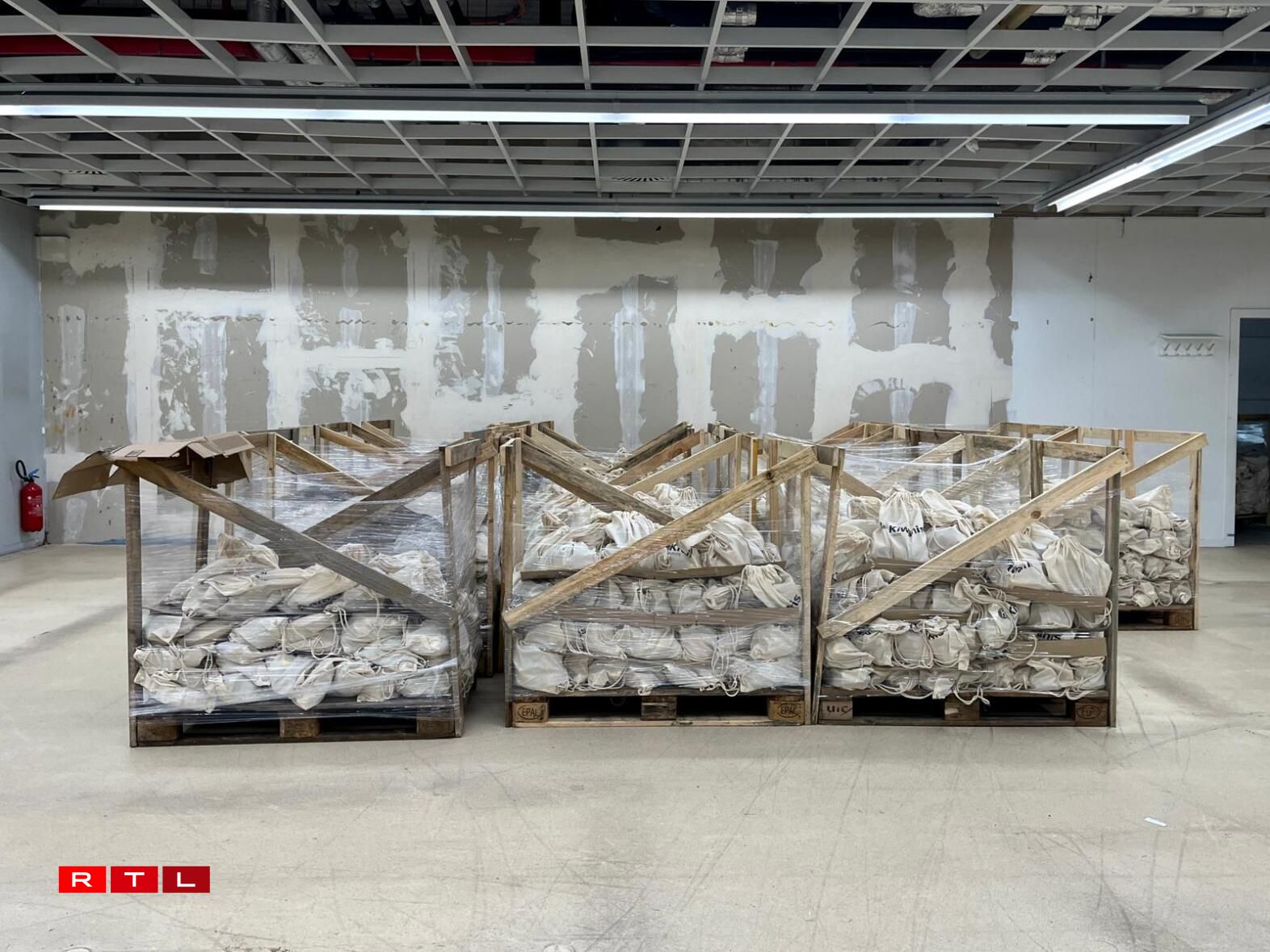 Kiwanis liwwert Séissegkeeten fir d'Kanner an der Ukrain.