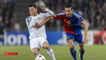 Philipp Degen se mesure aux grands en Ligue des Champions au mois de novembre 2014 avec le FC Basel.