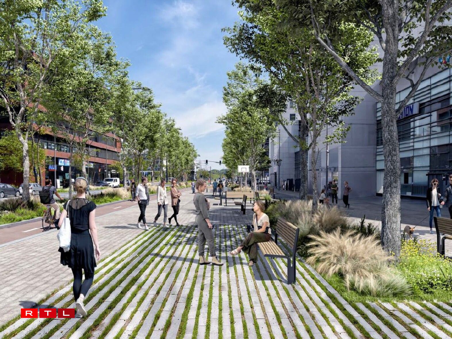 Et sa version projetée pour 2053, avec un large espace piéton et une nouvelle piste cyclable.