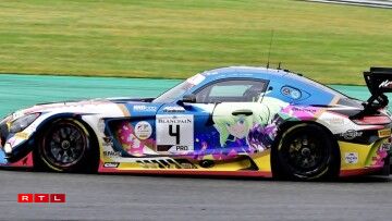 PLAZ 3: De Black-Falcon-Mercedes mam Maro Engel, dem Yelmer Buurman an dem Luca Stolz.