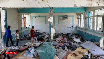Une école de l'agence de l'ONU pour les réfugiés palestiniens (Unrwa) touchée lors d'un bombardement israélien à Nousseirat, dans le centre de la bande de Gaza, le 6 juin 2024