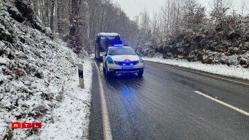Bus tëscht Tënten a Bruch